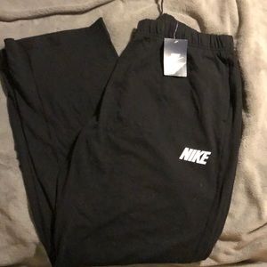 Men’s Nike lounge pants